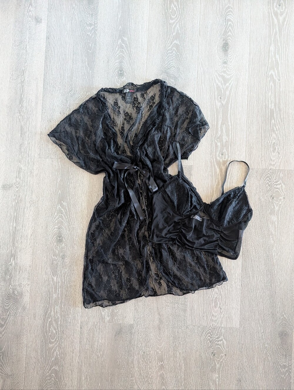 Black Lace Lingerie Crop Top And Cover Up - L/XL